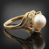 Bague Élégante avec Marguerite et Or Brillant