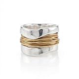 Bague en argent avec fils d'or