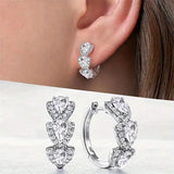 Boucles d'oreilles à rayures avec cristal brillant