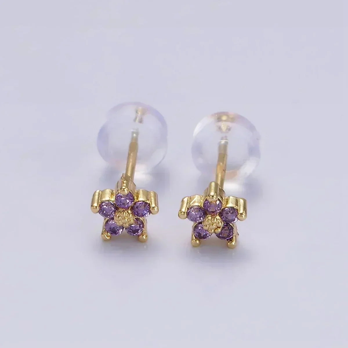 Boucles d'oreilles avec motif floral délicat