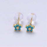 Boucles d'oreilles avec motif floral délicat