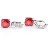 Boucles d'oreilles avec rubis et diamant