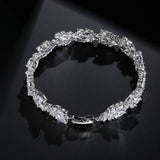 Bracelet rétro avec chaîne argentée brillante