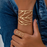 Bracelet rétro avec design de feuille