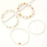 Bracelets en perles blanches