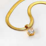 Collier Pendentif Élegant en Strass | Or