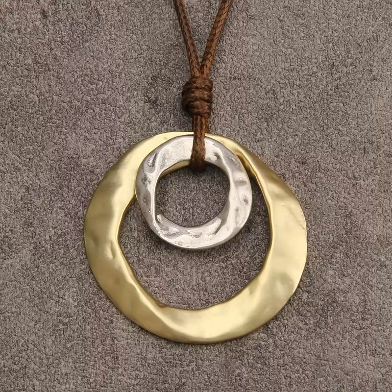 Collier avec Pendentif Géométrique Irrégulier