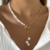 Collier avec pendentif élégant en perles