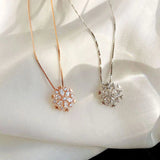 Collier en cristal avec neige brillante en or et argent