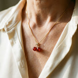 Collier en or avec des cerises