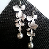 Collier et boucles d'oreilles en forme de fleurs | Argent