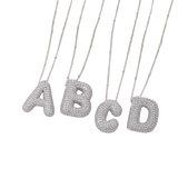Collier initial en lettres bulles | Or Blanc