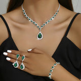 Ensemble complet de trois bijoux pour mariées