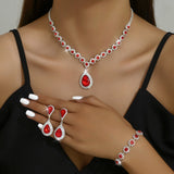 Ensemble complet de trois bijoux pour mariées