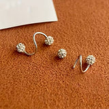 Ensemble de boucles d'oreilles légères de luxe avec des billes en spirale et des strass | Or