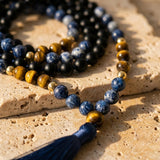 Collier Mala en Sodalite, Œil de Tigre & Onyx Noir