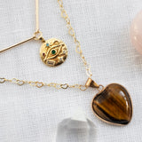 Collier Double Rang "Coeur Protecteur" en Oeil de Tigre
