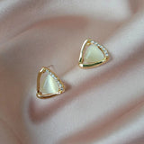 Boucles d'oreilles Sophistiquées Triangulaires avec Opale et Cristaux