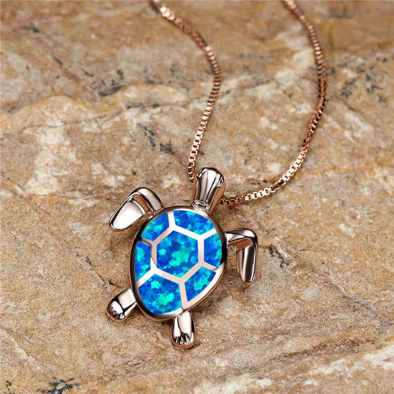 Pendentif Tortue en Opale de Feu Vert Vintage en Or