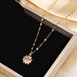 Collier Sakura Rose Romantique en Acier Inoxydable