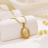 Collier Plaqué Or avec Opale Œil de Chat Ovale