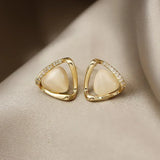 Boucles d'oreilles Sophistiquées Triangulaires avec Opale et Cristaux