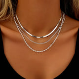 Collier Doré Multirangs Élégant