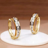 Boucles d'oreilles créoles chics en or et cristal