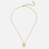Collier avec Pendentif en Coquillage en Cristal