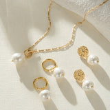 Collier Élégant avec Perle Dorée